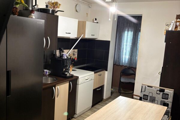 Apartament 3 camere zona centrala