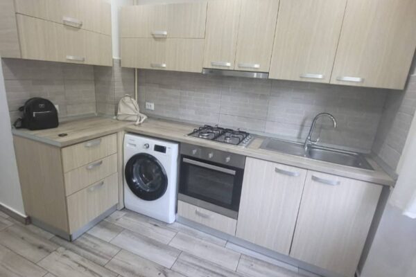 Apartament de inchiriat 2 camere mobilat si utilat zona Cetate