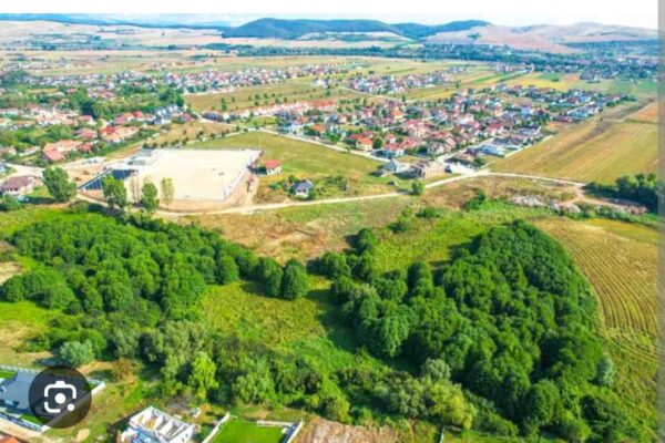 Teren suprafata 345 mp toate utilitatile