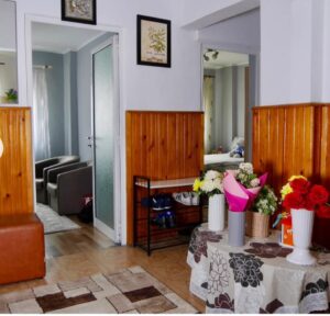 Apartament 4 camere zona Cetate-Mercur - foto 3