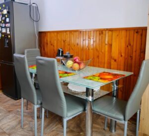 Apartament 4 camere zona Cetate-Mercur - foto 2