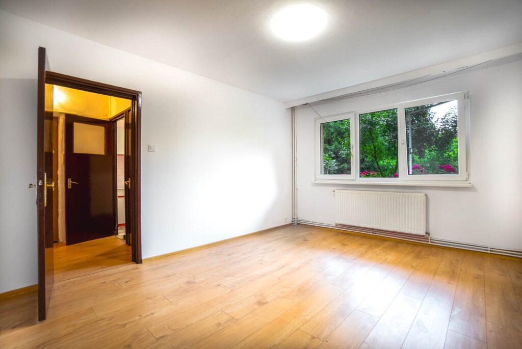 Apartament 2 camere zona Saturn suprafata 47 mp