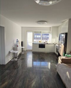 Apartament de vânzare 2 camere + dressing - foto 1