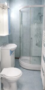Apartament 3 camere decomandat etaj 3 zona Cetate - foto 2