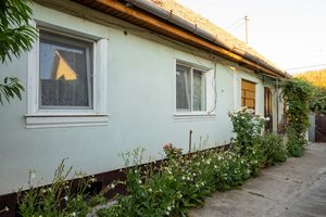 CASĂ DE VÂNZARE ÎN CIUGUD – TEREN 1.103 MP – ACCES LA DOUĂ STRĂZI - foto 3