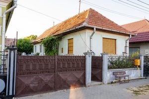 CASĂ DE VÂNZARE ÎN CIUGUD – TEREN 1.103 MP – ACCES LA DOUĂ STRĂZI - foto 5