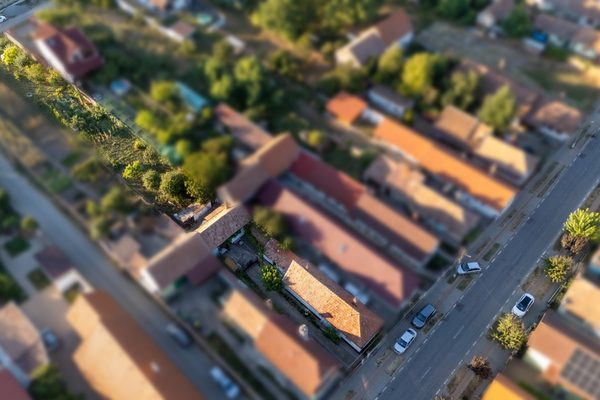 CASĂ DE VÂNZARE ÎN CIUGUD – TEREN 1.103 MP – ACCES LA DOUĂ STRĂZI