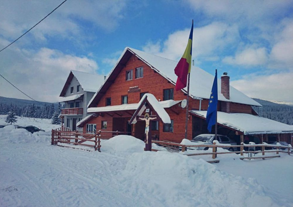 Cabană de vânzare – Șureanu (Luncile Prigoanei)