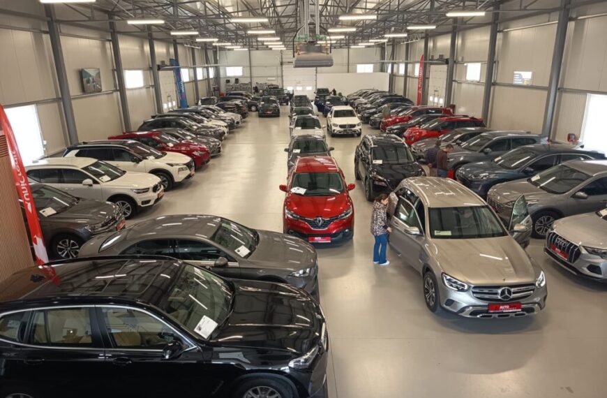 AutoLux, dealer auto din Sebeș: Mașina ta în rate, doar cu buletinul – aprobare în 30 de minute!