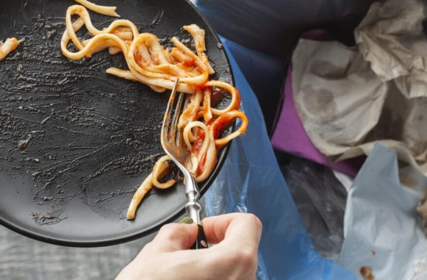 Acțiuni concrete ale DSVSA Alba pentru diminuarea risipei alimentare. Aproape 80 de operatori, consiliați și verificați