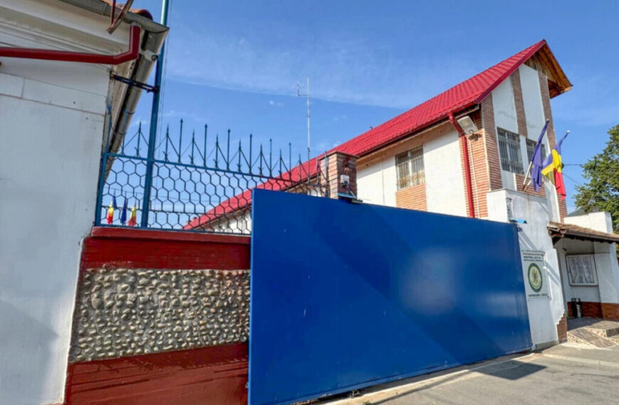 Percheziții la Penitenciarul Codlea. Ce au căutat procurorii și mascații
