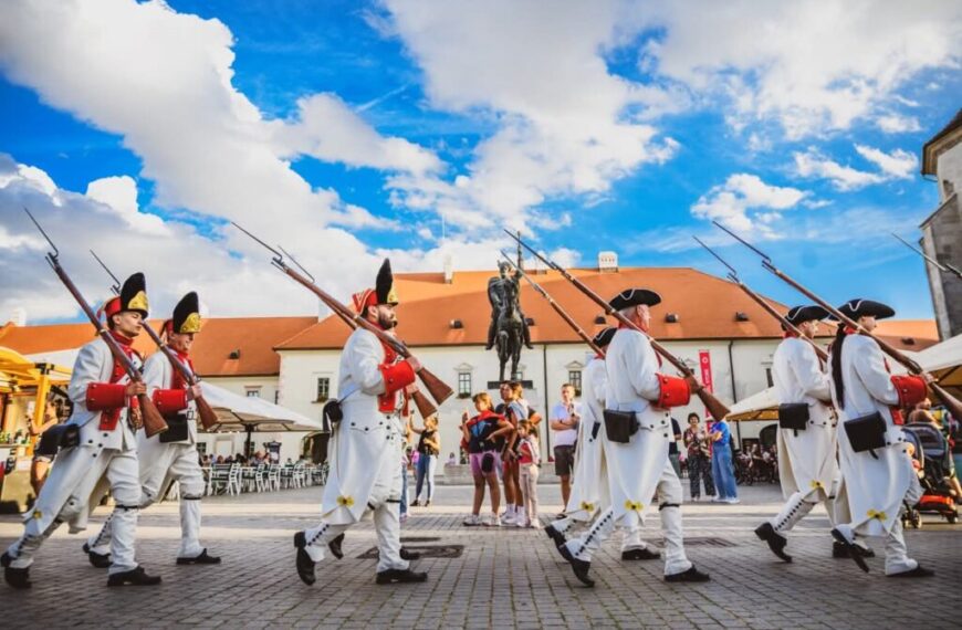 Vrei să faci parte din Garda Cetății Alba Carolina. Vezi ce trebuie să faci