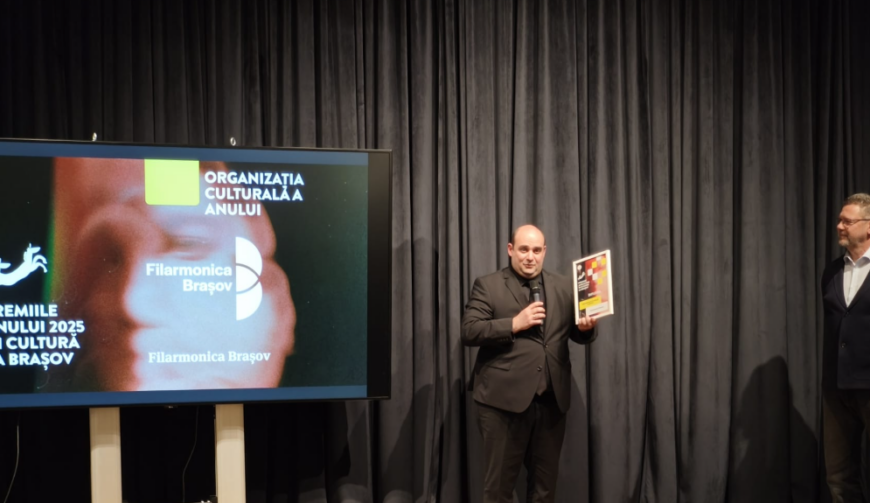 Filarmonica Brașov a câștigat în cadrul Galei Premiilor în Cultură la Brașov, premiul pentru „Concertul Anului”, cât și distincția „Organizația Culturală a Anului”.