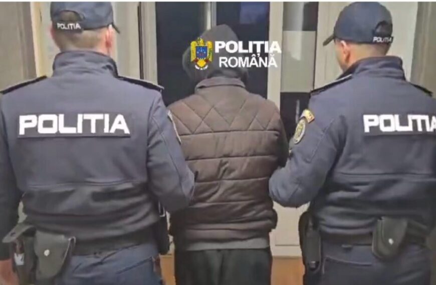 A încălcat ordinul de protecție și a încercat să intre în apartament, peste fosta parteneră. Bărbat din Cugir, reținut de polițiști