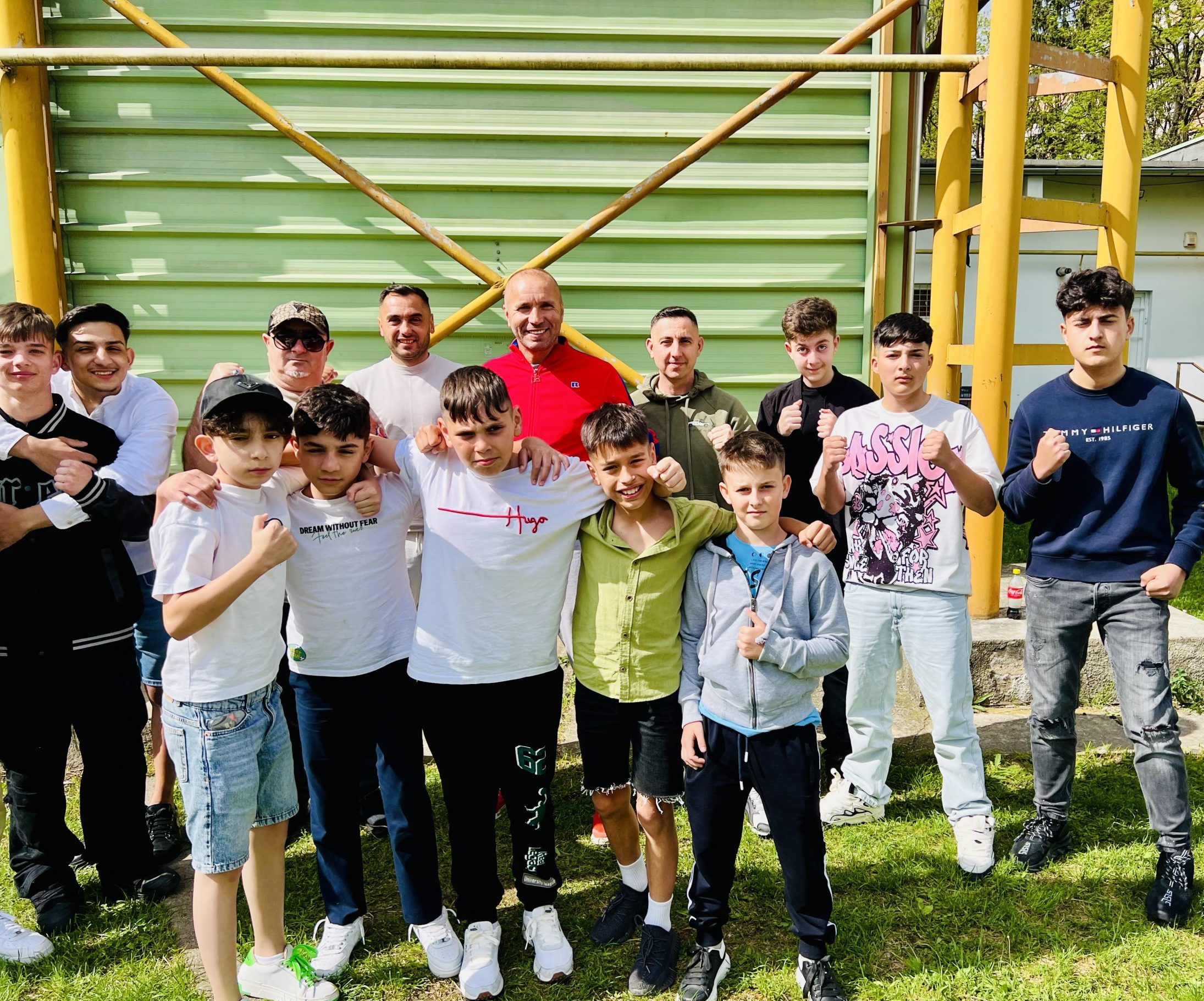 Tiger Gym domină la Petroșani
