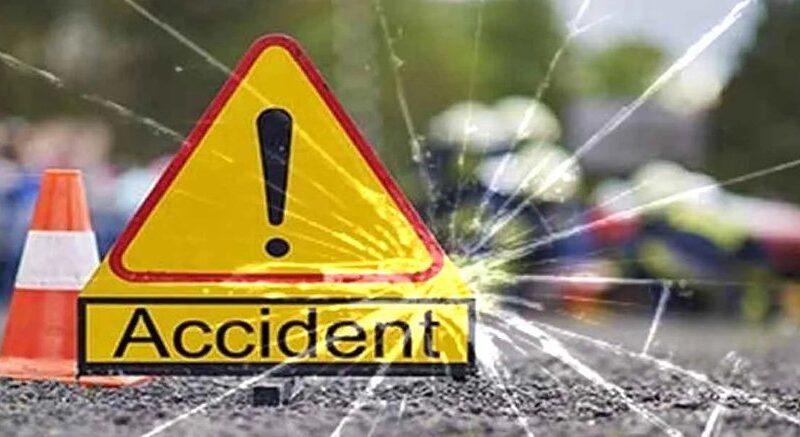 Accident grav pe DN64: 5 autoturisme implicate
