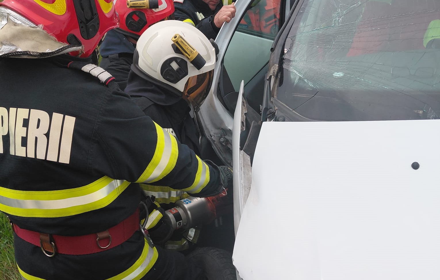 Accident rutier grav pe DN 13B