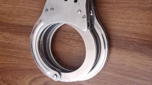 Bărbat reținut pentru vânzarea mașinilor încredințate