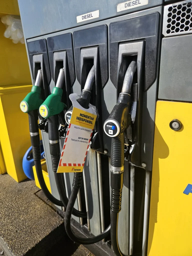 Benzina sub 9 lei la Brașov