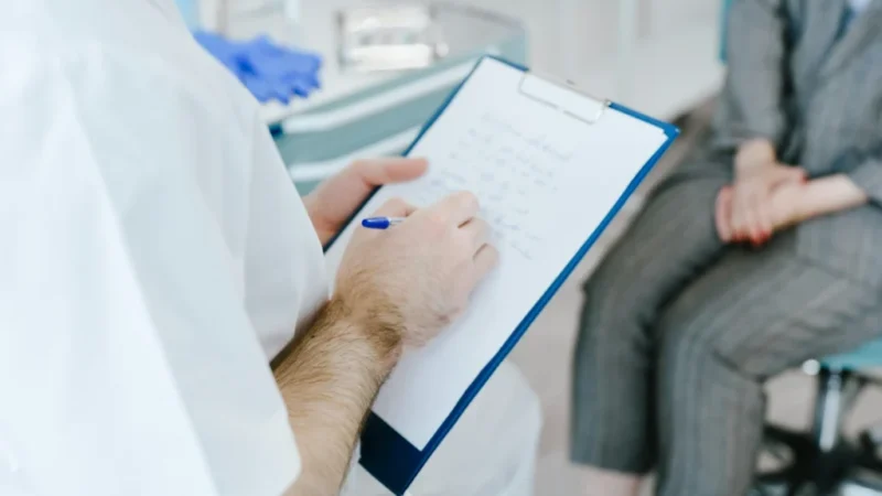 CNAS: Noi Reguli pentru Accesul la Tratament în Clinicile Private