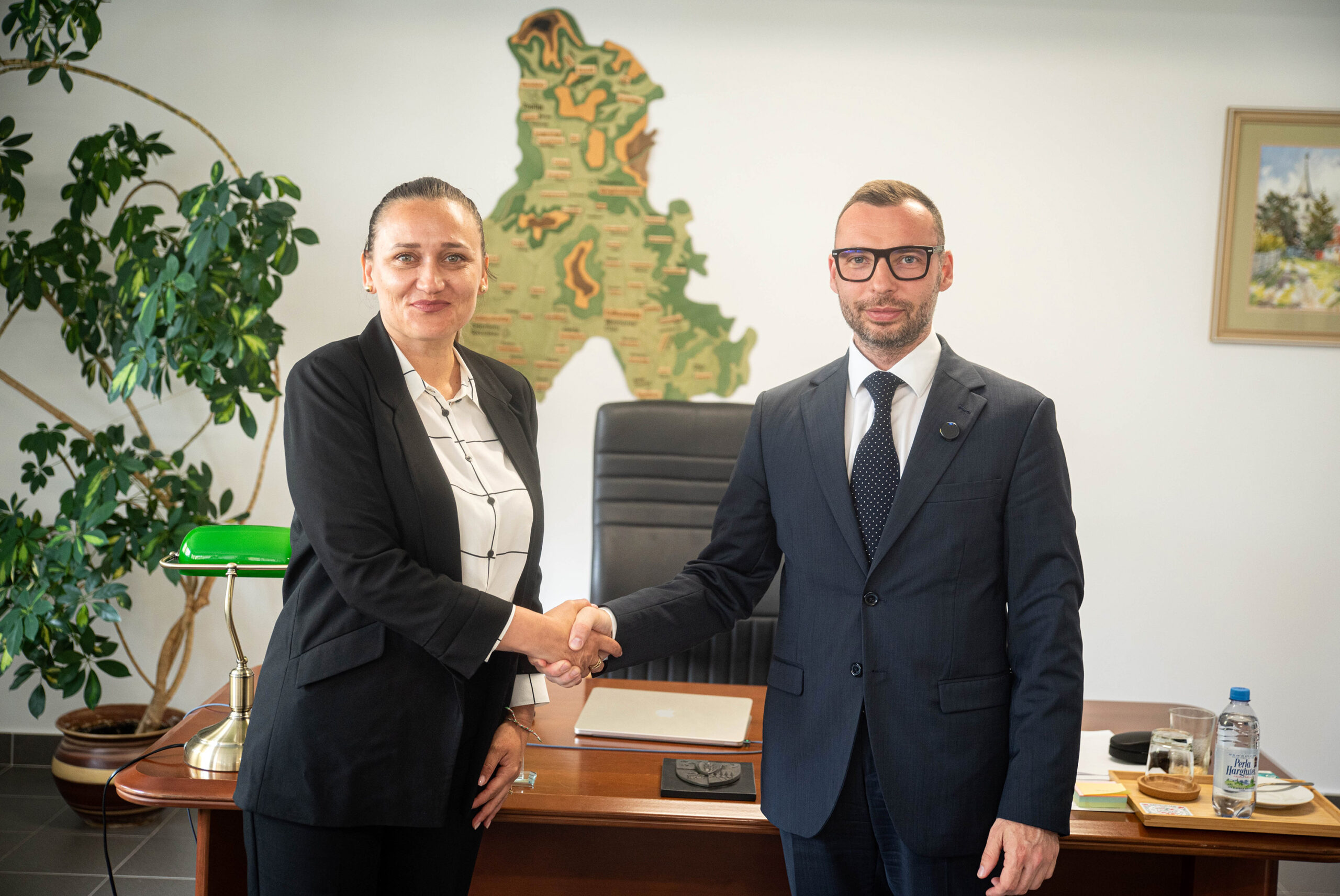 Dobos Melinda, noul administrator public