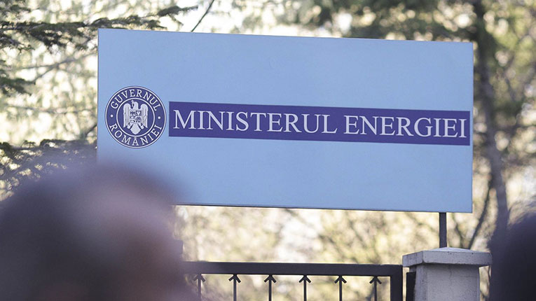 Majorare salarială condiționată pentru angajații Ministerului Energiei