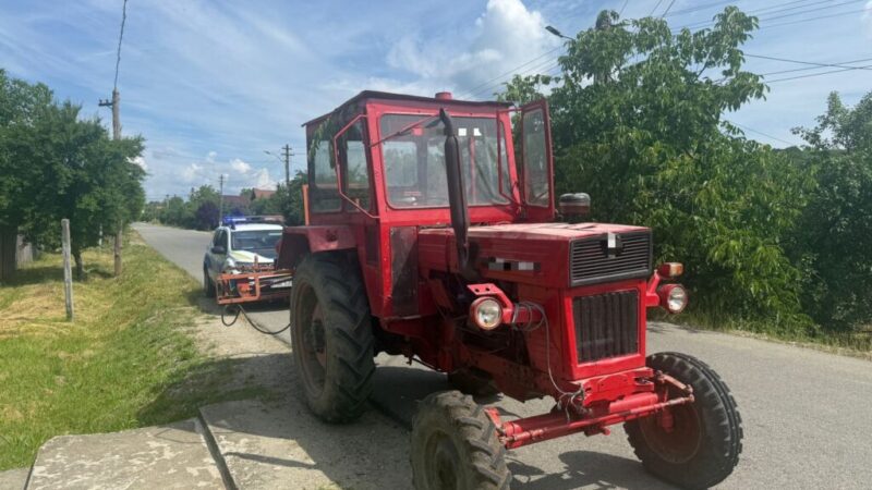 Utilaj Agricol Neînmatriculat Depistat pe Drum Județean