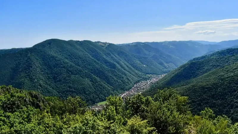 19 iulie 2026 | Deschiderea traseului turistic „Grota lui Turnilă” la Șugag: Punct de Belvedere la altitudinea de 900 metri, printre atracțiile de pe Valea Frumoasei, în Ținutul Legendelor