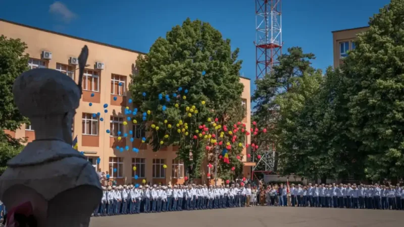 FOTO | Performanță remarcabilă la un liceu din Alba: De 14 ani, toți elevii promovează Bacalaureatul, iar în 2026, aproape 60 din cei 143 de absolvenți au medii peste 9