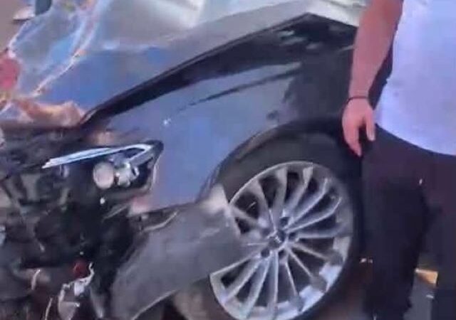 Imagini: Două accidente majore în județul Brașov: Impact sever la Tărlungeni și vehicul răsturnat la Codlea