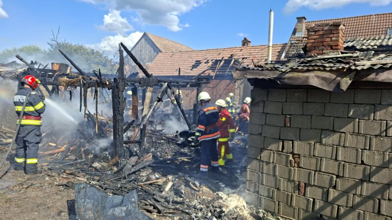 Incendiu devastator în Sânsimion