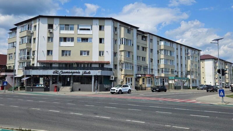 Lucrările de renovare a trei blocuri din Alba Iulia, finalizate de primărie. Valoarea investiției