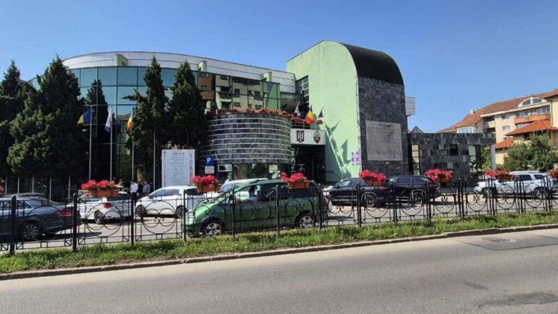 Municipalitatea Alba Iulia inițiază procedura de emitere a obligațiunilor. Un împrumut de 30 de milioane de euro pentru investiții și refinanțări
