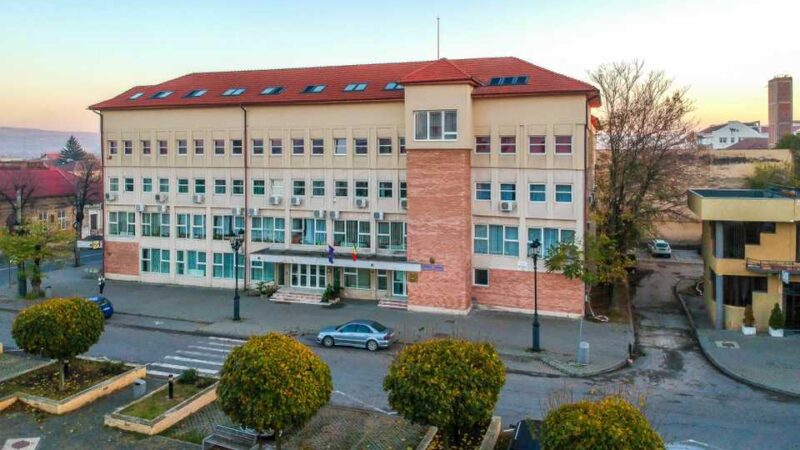 Primăria Alba Iulia Reușește Să Obțină Suspendarea Executării Silite Inițiate de STP: Motivele Deciziei Judecătoriei