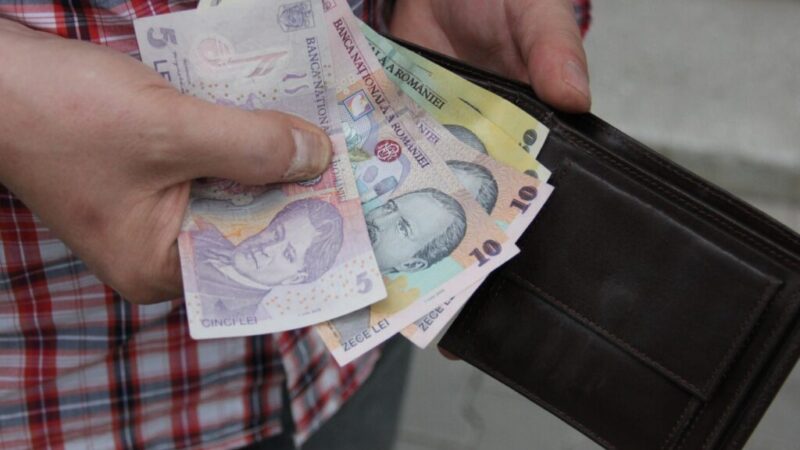 Salariul mediu net din Brașov depășește 5.400 de lei, dar inflația erodează puterea de cumpărare