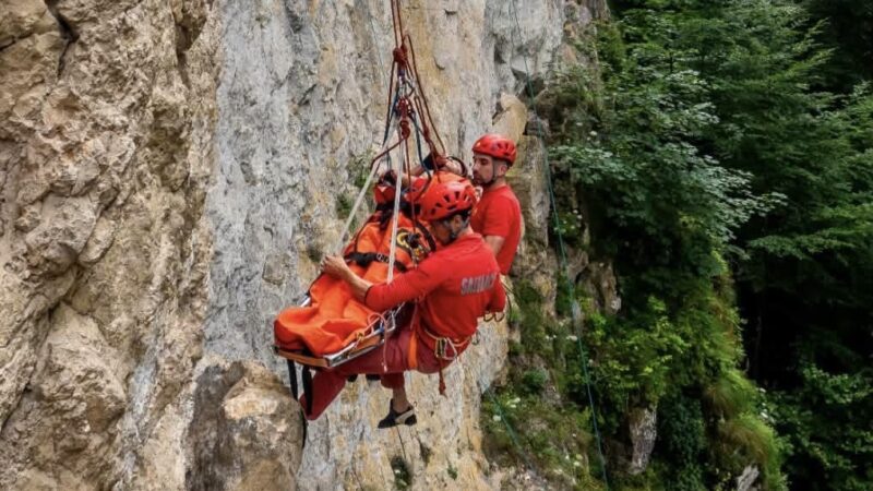 Salvamont Zărnești avertizează: Siguranța nu trebuie compromisă, mai ales după tragedia din Bucegi