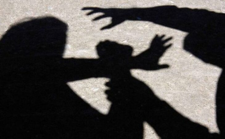 Tânăr din Răcădău arestat pentru tâlhărie după ce a amenințat și jefuit o victimă
