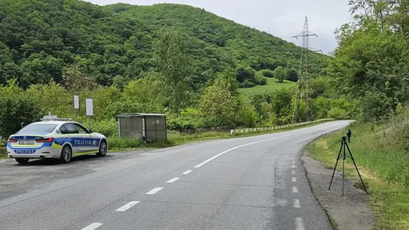 21 august 2026 | Poliția rutieră din Alba utilizează sistemul e-SIGUR pentru monitorizarea traficului în județ: Zonele cu risc rutier sunt în atenție