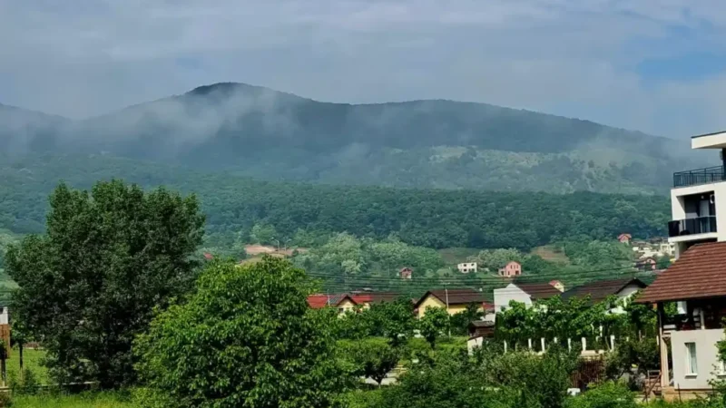 7 august 2026 | Avertizare portocalie de furtuni în Alba: intensificări ale vântului, ploi torențiale, grindină și fulgere