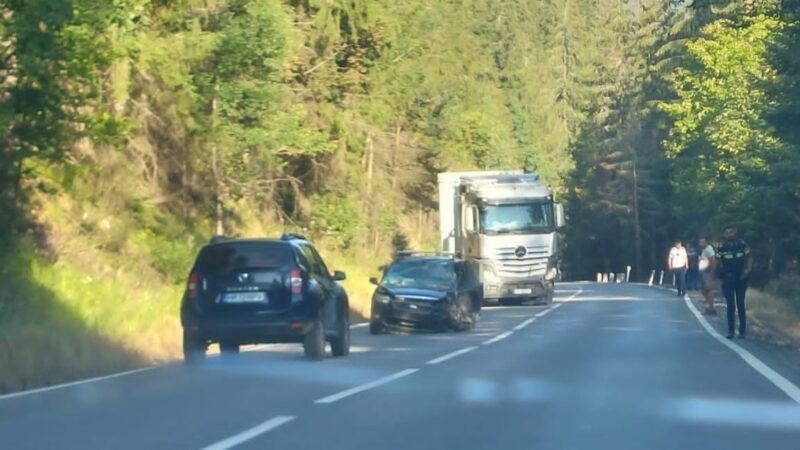 Accident rutier grav pe DN 15, la Borsec