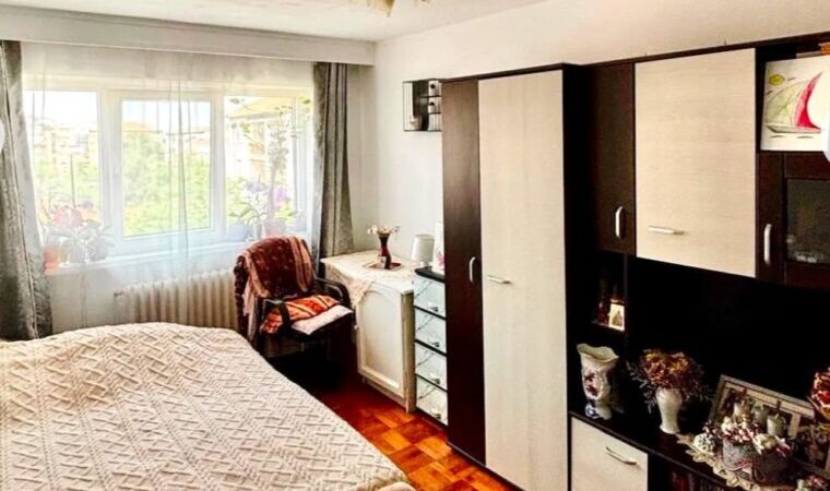 Apartament cu 2 camere decomandat în zona Cloșca, Alba-Iulia