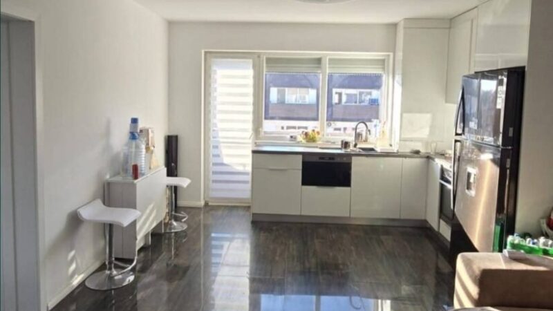 Apartament modern cu 2 camere și dressing de vânzare în Brașov