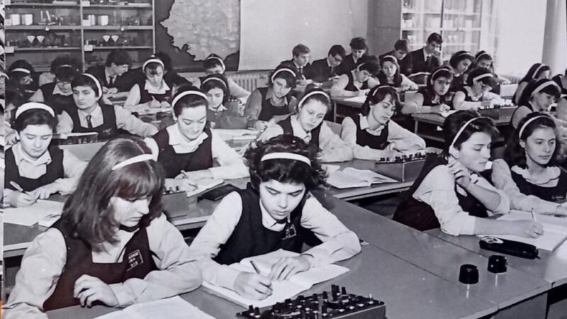 CNSAS: Recrutarea elevilor ca informatori de către Securitate, cu ajutorul profesorilor și fără acordul părinților