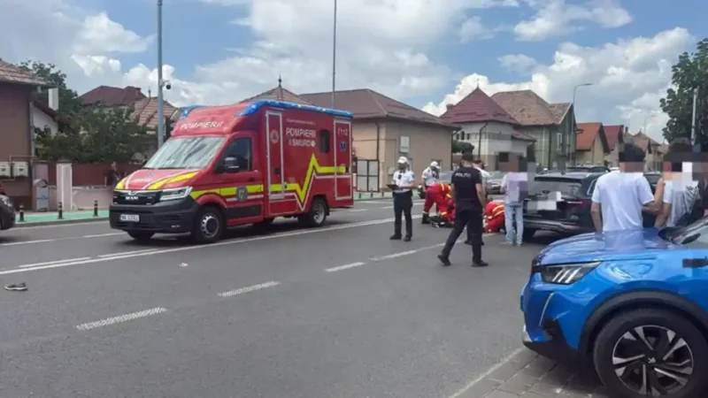 Coliziune între motocicletă și autoturism pe strada Tudor Vladimirescu din Alba Iulia