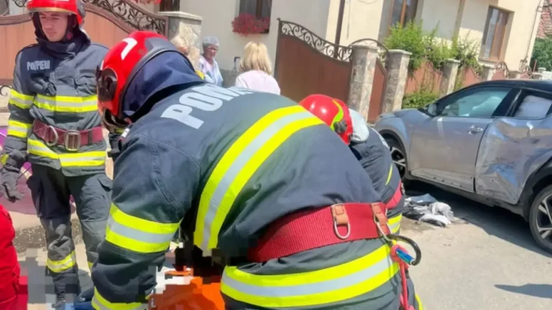 Coliziune pe DJ 107M: Două motociclete și un autoturism implicate într-un accident la ieșirea din Rimetea către Buru. Traficul este blocat