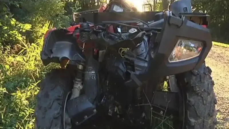 Coliziune pe DN 74 la Botești (Zlatna): Un bărbat de 45 de ani suferă răni după impactul ATV-ului cu un autoturism