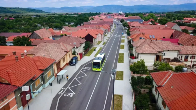 Conducător auto din Lancrăm acuzat de tentativă de omor: A cauzat deliberat răsturnarea vehiculului unui alt șofer lângă Cugir