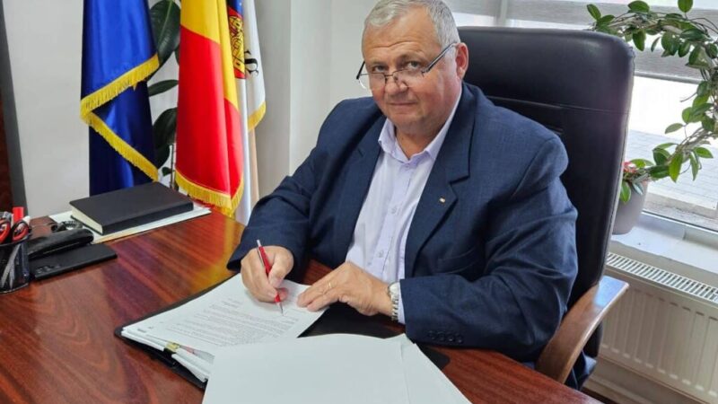 Consiliul Local Teiuș dă undă verde investițiilor în infrastructură: stații electrice, capelă și iluminat