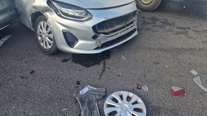 FOTO Accident cu patru vehicule pe centura Brașovului. Traficul spre Sibiu este întrerupt