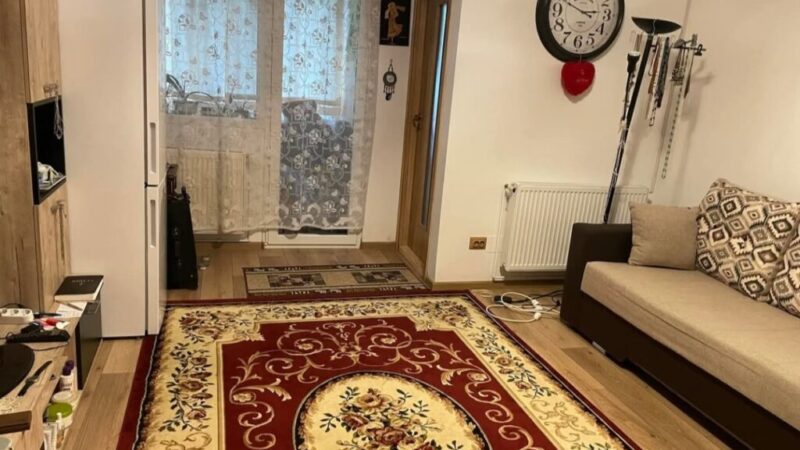 Garsonieră de vânzare, 33 mp, în Brașov